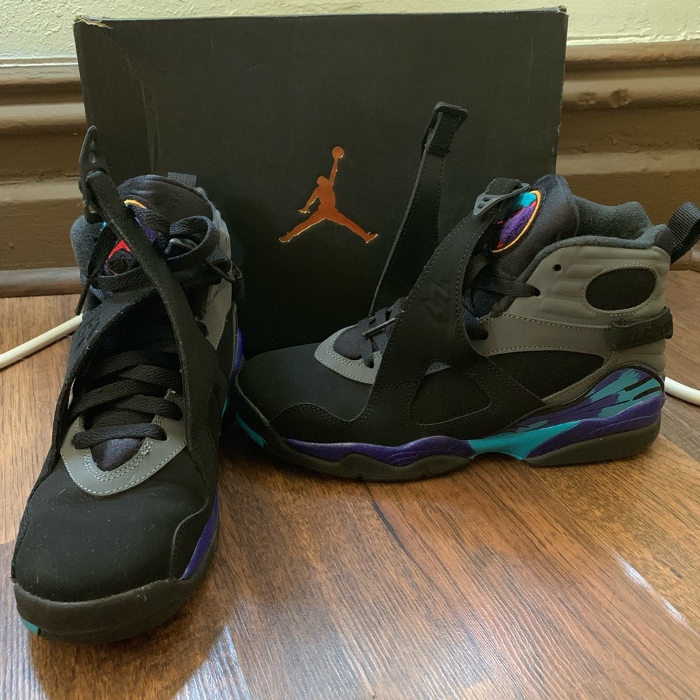 Aqua 8s